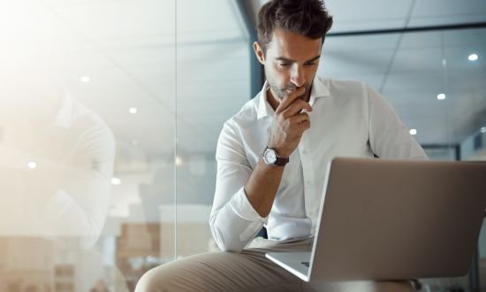 Stratégie de couverture des options : call couvert et put protecteur