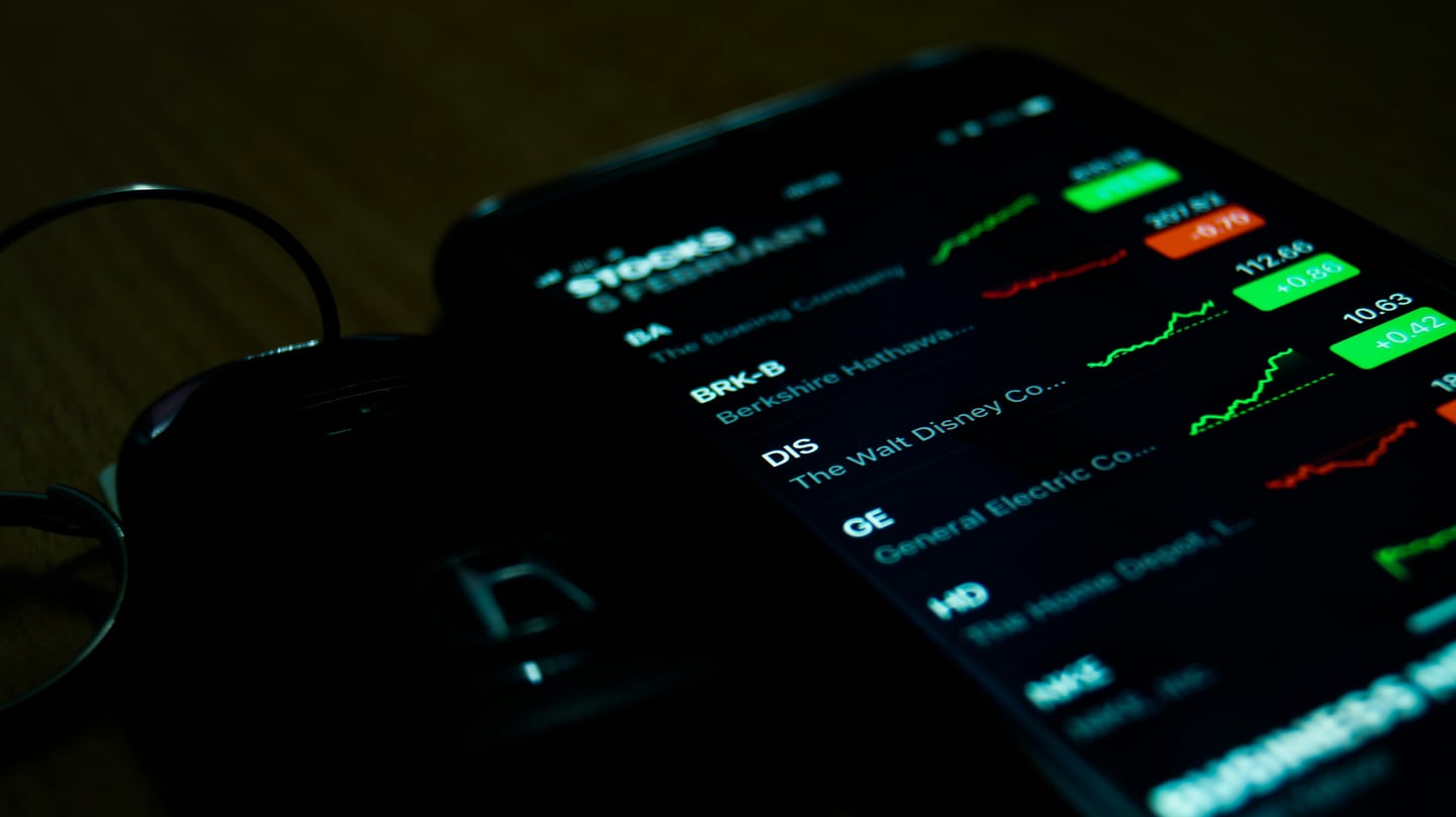 Critères pour choisir le meilleur CTO courtier en bourse
